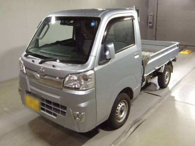 3001 DAIHATSU HIJET TRUCK S510P 2018 г. (TAA Tohoku)